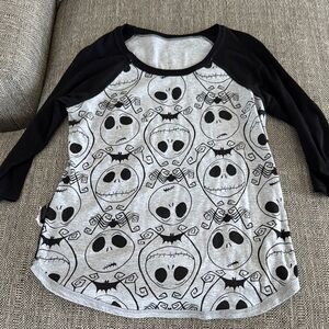 3/4 sleeve Disney jack Skellington shirt